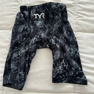 Men’s TYR Avictor Supernova Size 23 High Waist